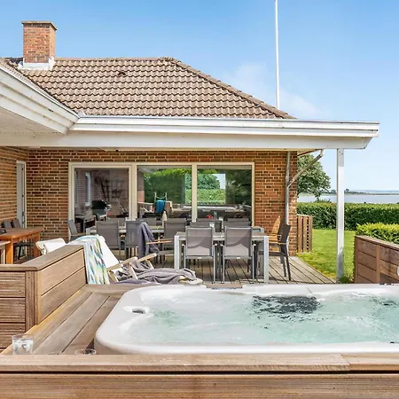 Ferienhaus Beautiful In With Wifi Haderslev