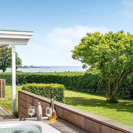 Feriehus Beautiful In With Wifi