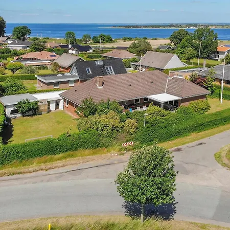 Beautiful In With Wifi Feriehus *